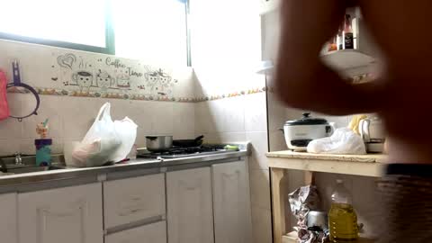 Juan Esteban online show from December 4, 12:36 pm