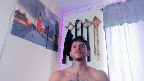 Juan Esteban online show from January 25, 2:25 pm