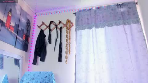 Juan Esteban online show from February 18, 3:54 pm