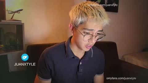 . online show from February 9, 10:03 pm