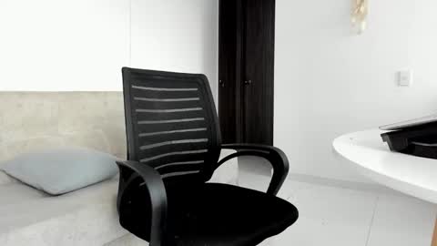 Juan Diego Uribe online show from September 10, 11:10 am