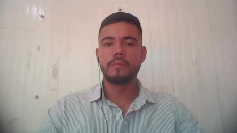 Snapshot of juanfe_style chatting on April 7, 4:40 pm juanfe_style online show from April 7, 4:40 pm