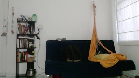 Snapshot of juanisimo_ chatting on January 13, 11:06 pm JUANISIMO online show from January 13, 11:06 pm