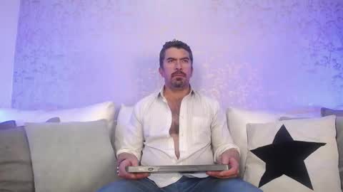 Juan k online show from January 19, 1:15 pm