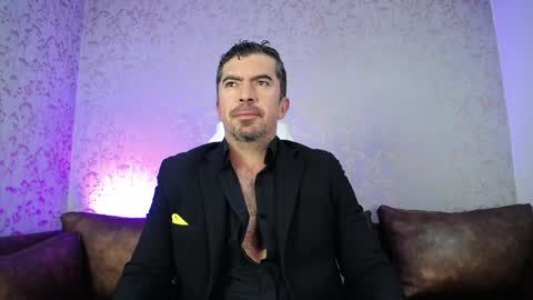 Juan k online show from April 15, 3:46 am