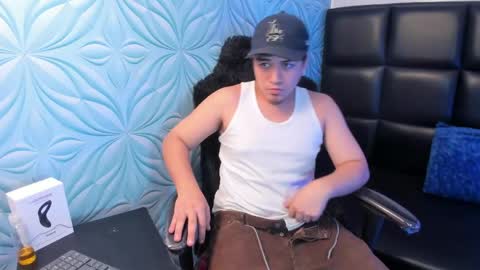 JUAN  online show from April 2, 6:44 am