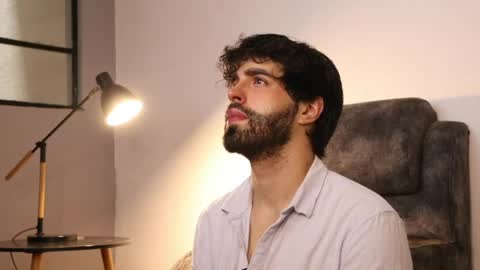 juanmilano online show from May 20, 2:12 pm