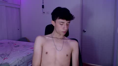 Snapshot of juanmres chatting on March 31, 7:47 pm juanmres online show from March 31, 7:47 pm