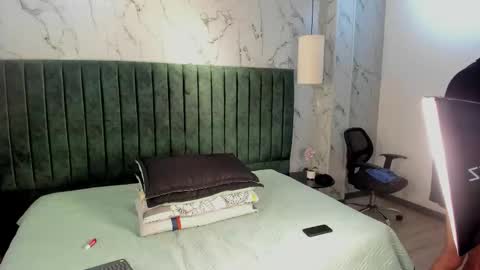 Snapshot of juanse_colling chatting on March 1, 8:00 pm Juanse Colling online show from March 1, 8:00 pm