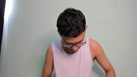 juansuarez204 online show from February 22, 4:40 pm