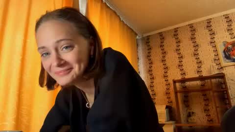 Snapshot of juderoering chatting on February 24, 1:47 am Lulu online show from February 24, 1:47 am