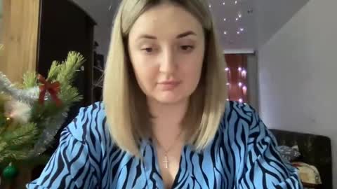 JudeValenti online show from December 19, 7:29 pm