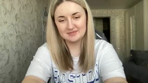 JudeValenti online show from April 13, 11:37 am