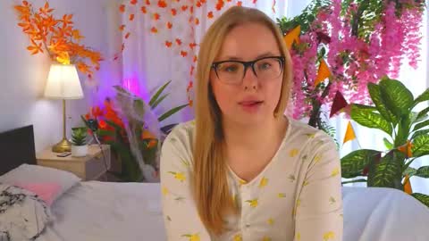 Judith online show from November 13, 8:24 am