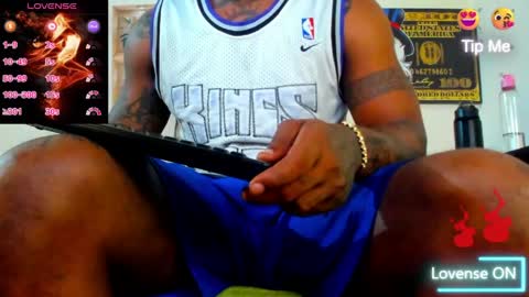 Snapshot of juice_25cm chatting on June 4, 9:43 pm JUICE. online show from June 4, 9:43 pm
