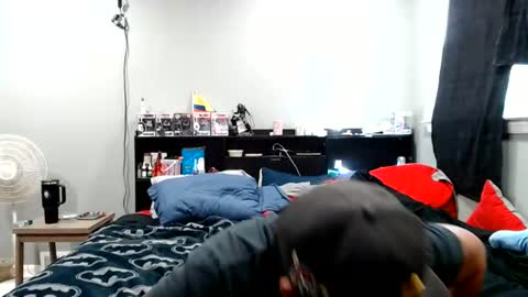 Juiceepawwg420 online show from June 20, 1:03 pm