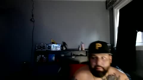 Juiceepawwg420 online show from June 23, 3:43 pm