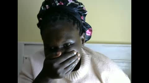 Snapshot of juicy576808 chatting on December 25, 2:46 am zainabu online show from December 25, 2:46 am