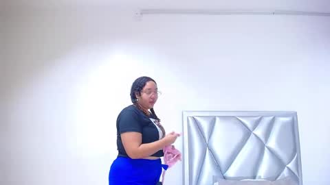 Snapshot of juicy_bignipples18 chatting on January 7, 1:57 pm juicy_bignipples18 online show from January 7, 1:57 pm