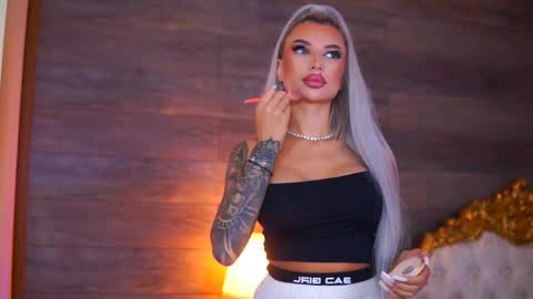 Jessye online show from April 10, 7:51 pm