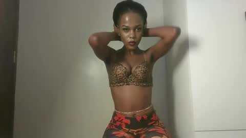 Juicey lovely online show from March 22, 2:04 am