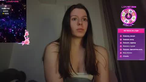 laura online show from July 28, 8:52 pm