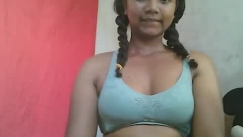 stellah online show from December 10, 7:16 am