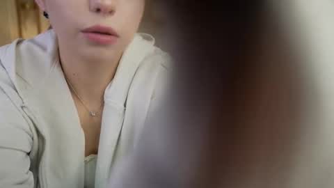 Snapshot of juicy_secrets_054 chatting on February 5, 3:16 pm Elza online show from February 5, 3:16 pm