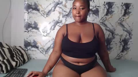 juicyjasminx online show from May 6, 7:24 am