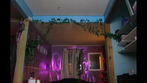juicyjayxxx69 online show from July 5, 4:07 am