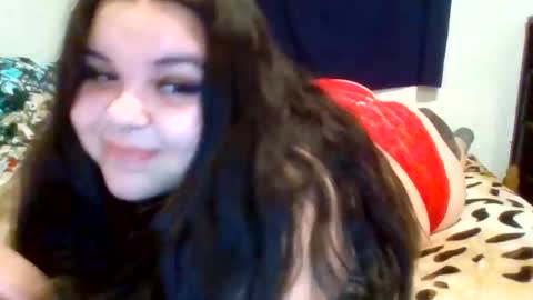 Snapshot of juicylatinabbw chatting on February 14, 5:04 am juicylatinabbw online show from February 14, 5:04 am