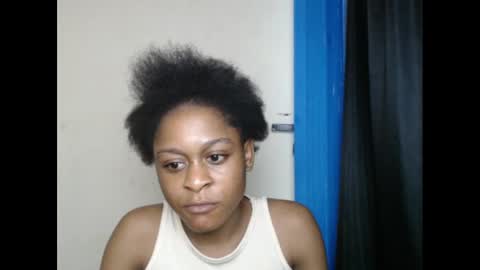 Snapshot of juicynwetx chatting on February 25, 7:20 am juicynwetx online show from February 25, 7:20 am