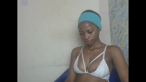 juicypiexx online show from February 11, 7:27 pm