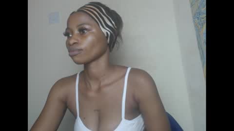 juicypiexx online show from February 12, 7:24 pm