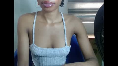 juicyxpussyxx online show from July 25, 12:14 pm