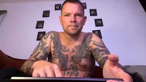 Snapshot of julemanddenmark chatting on October 22, 6:18 pm julemanddenmark online show from October 22, 6:18 pm