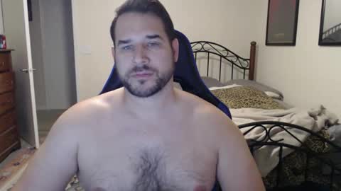 jules25 online show from December 2, 3:34 am