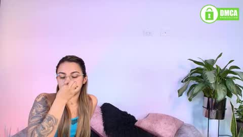 Jules and Gia online show from March 7, 9:23 pm