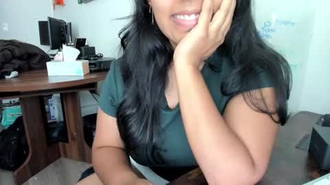 Snapshot of julesmedstudent chatting on March 4, 8:59 pm Jules online show from March 4, 8:59 pm