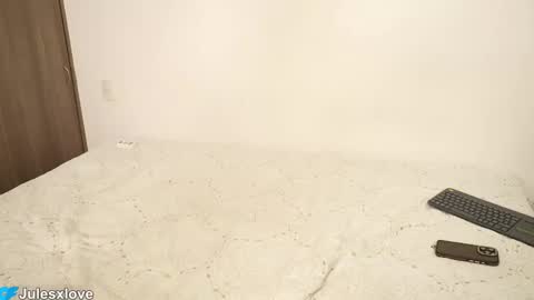 Snapshot of julesxdann chatting on February 19, 2:02 pm Jules and Dann Dont forget to give us thumps up online show from February 19, 2:02 pm