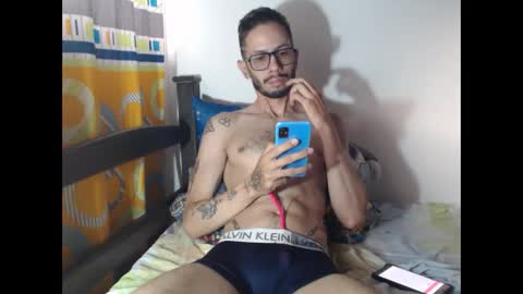 Julfigo online show from October 19, 11:11 am