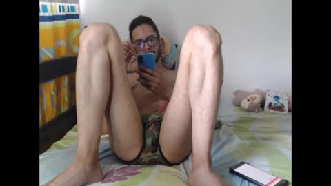 Julfigo online show from October 24, 3:08 pm