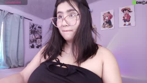 Juliana online show from April 2, 6:27 pm