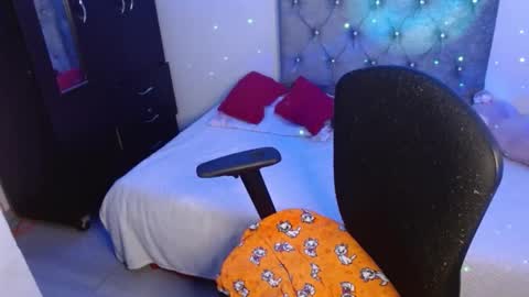  Juliana Torres  online show from March 6, 11:53 pm