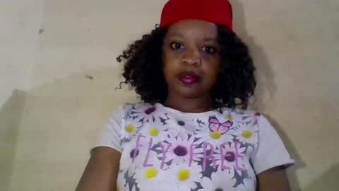 julia2817 online show from April 25, 6:27 pm