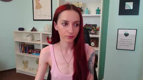 Snapshot of julia__jae chatting on November 19, 7:41 am JuliaJae online show from November 19, 7:41 am