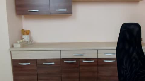 Snapshot of julia__jae chatting on November 28, 7:00 am JuliaJae online show from November 28, 7:00 am