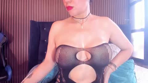 Julia online show from October 9, 8:29 pm