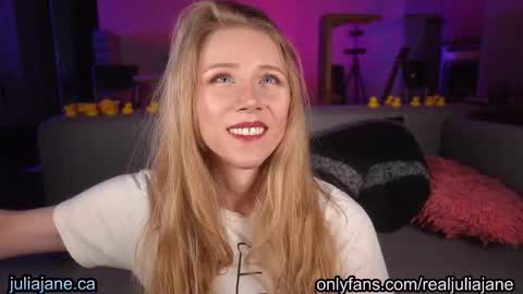 Julia Jane online show from January 10, 3:08 am