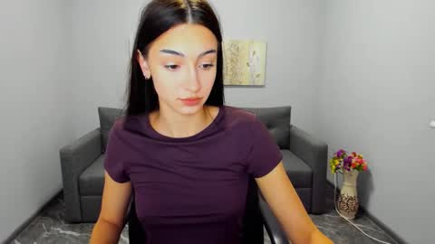 Julia online show from November 27, 6:37 am